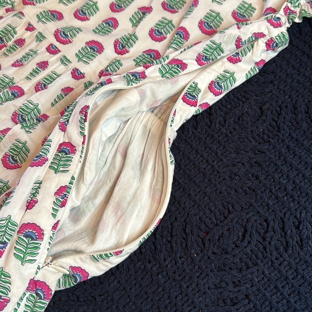 J Crew dress with flowers, women’s size 8 - Picture 6 of 15